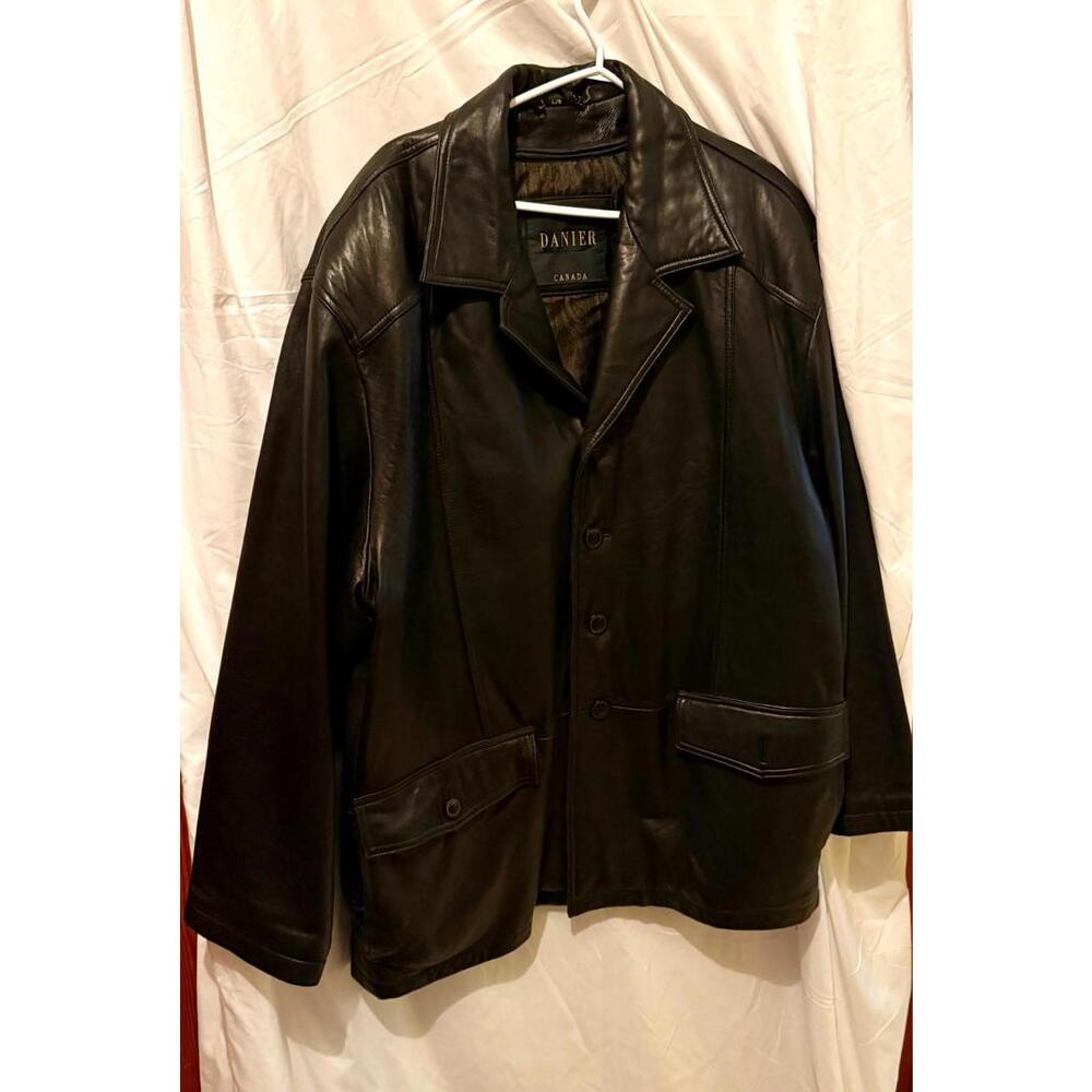 Men's Danier Leather Jacket, Size L, Black, Made in Canada